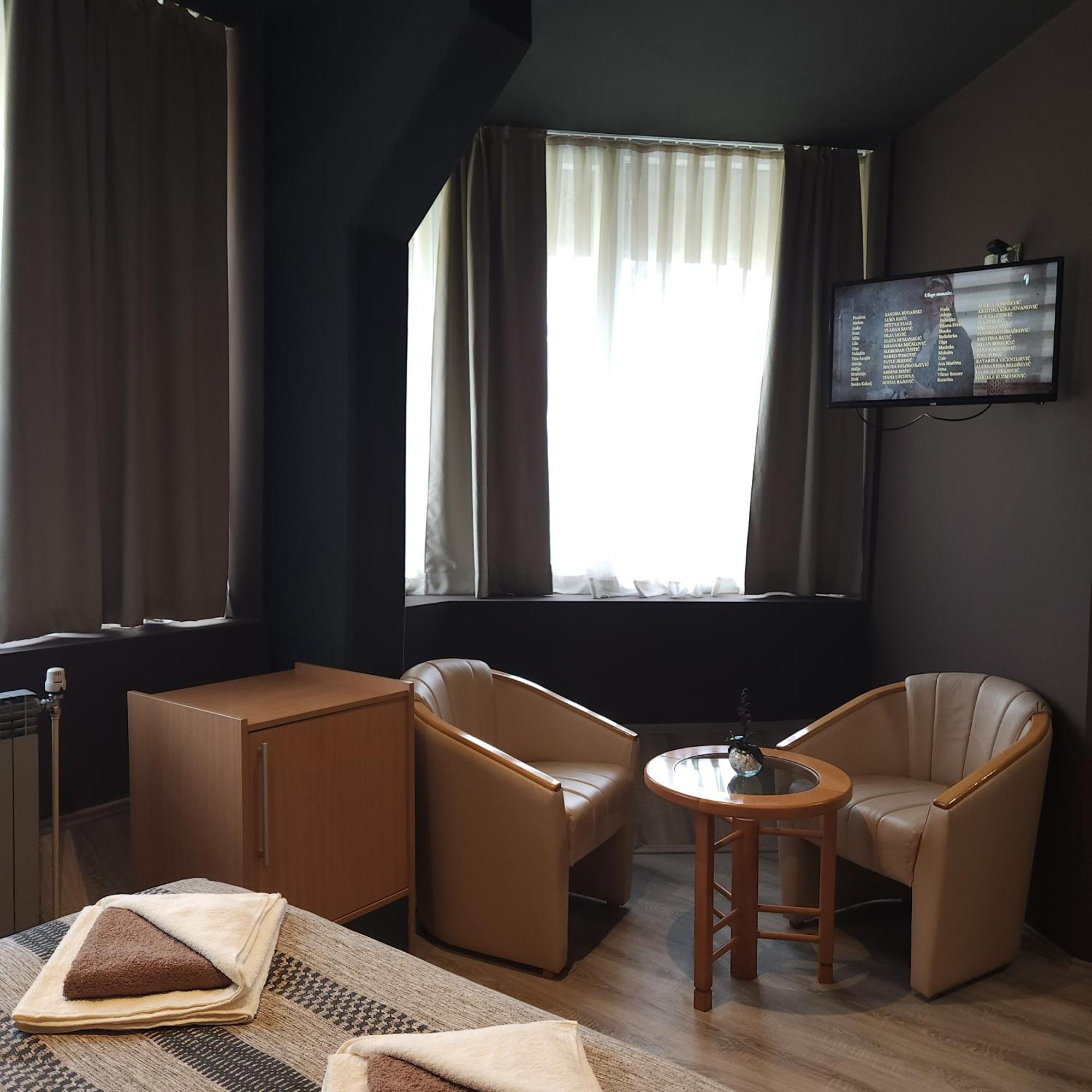 In Club Aparthotel Vrnjačka Banja Εξωτερικό φωτογραφία