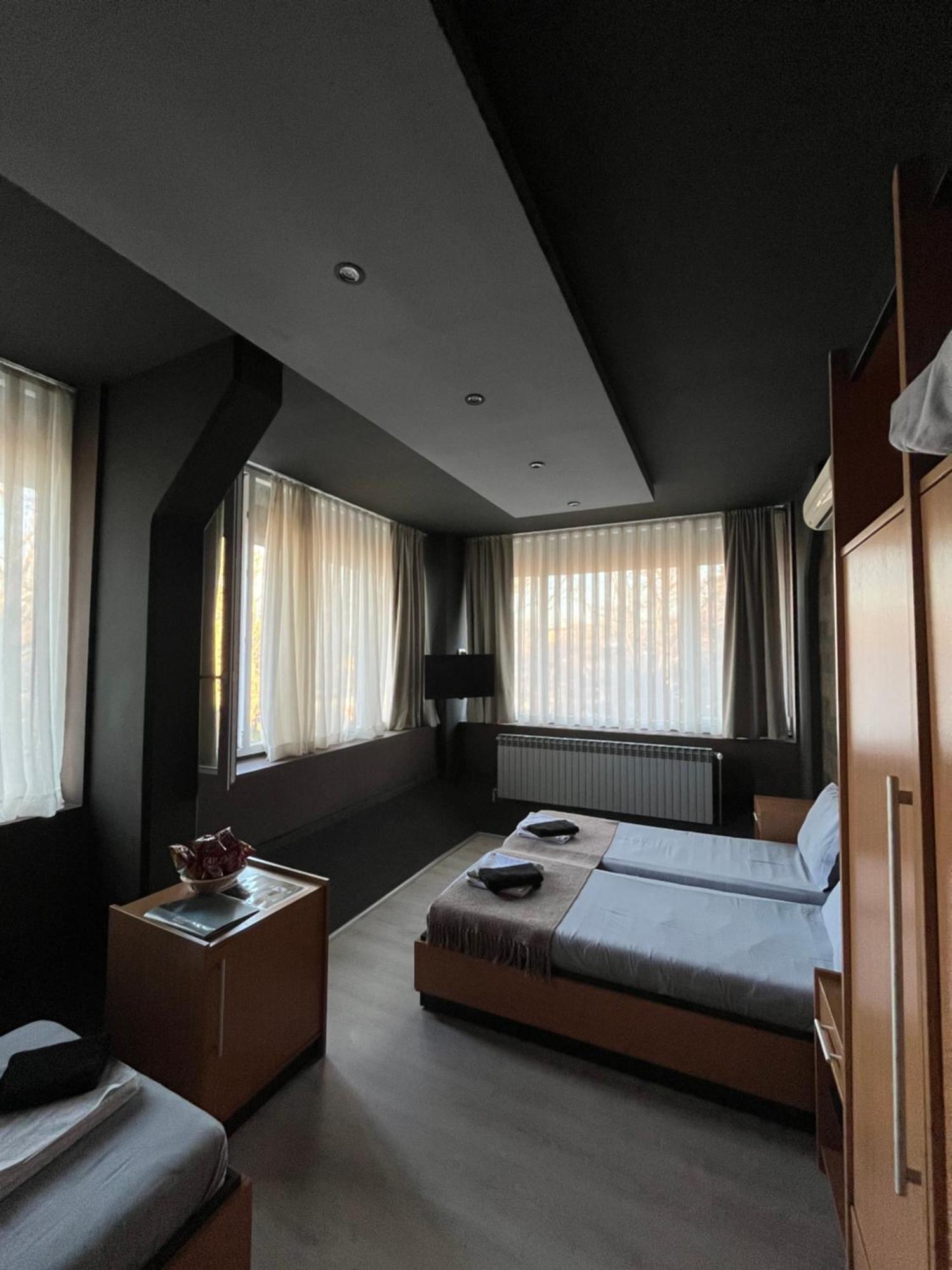 In Club Aparthotel Vrnjačka Banja Εξωτερικό φωτογραφία